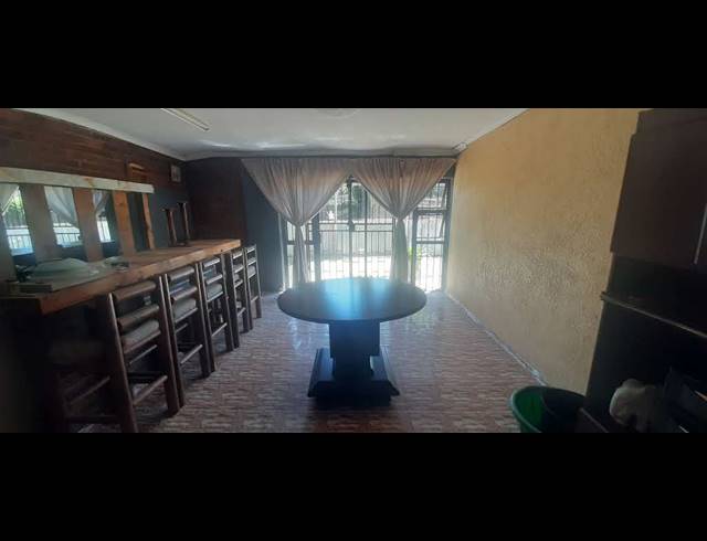 4 BEDROOM FREESTANDING FOR SALE IN BIRCHLEIGH